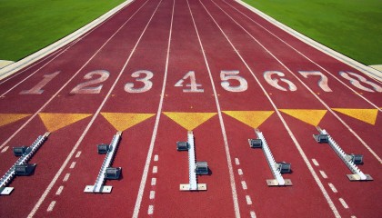 爱游戏：名记曝席尔瓦解约金过高引热议，库珀戴奇或成热刺新帅候选